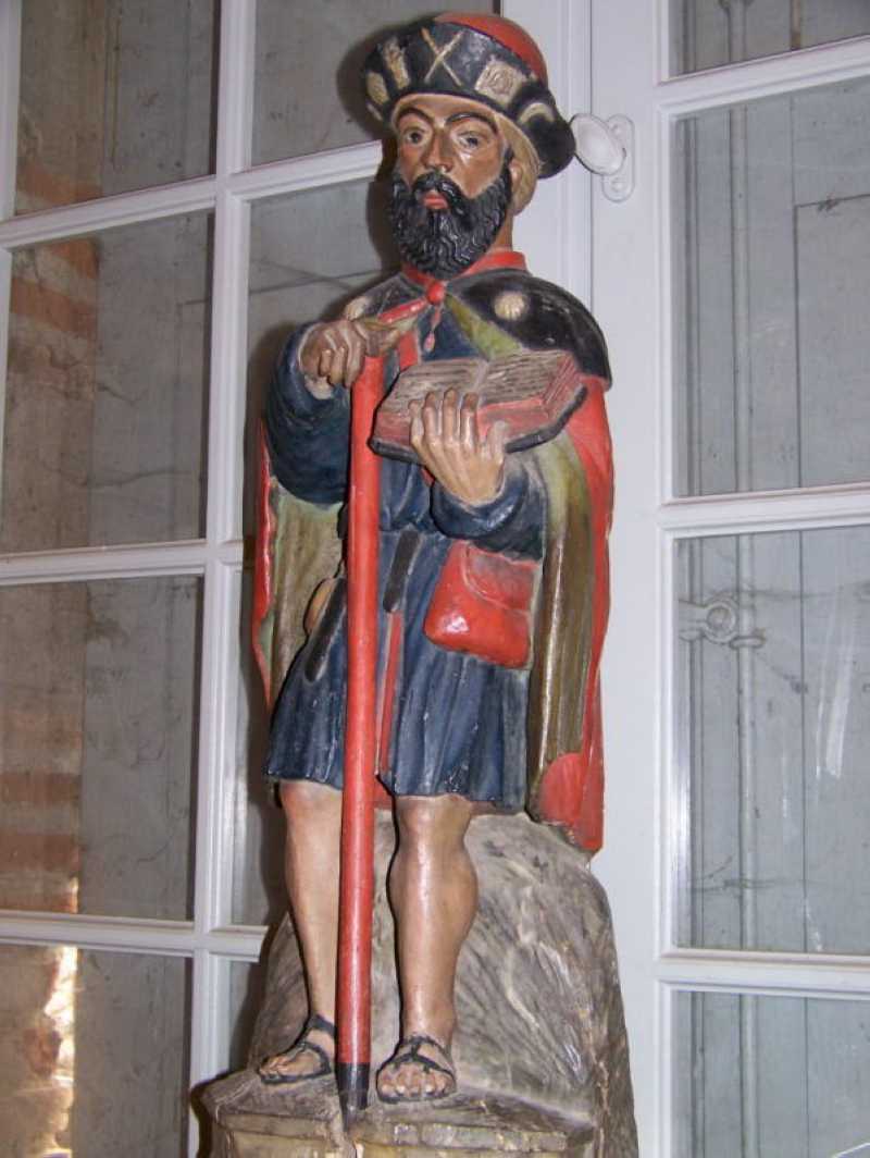 5 Rabastens  statue de Saint Jacques en bois polychrome
